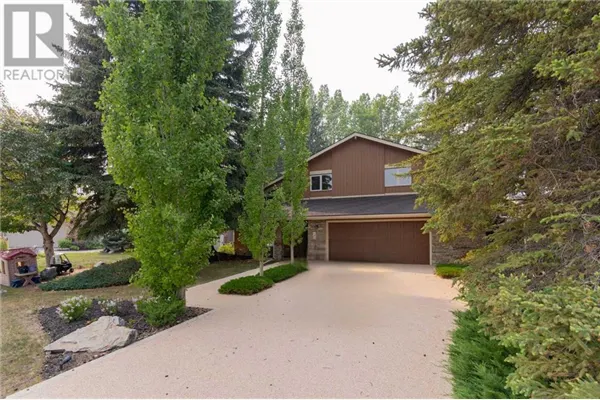 108 Varsity Estates Place NW