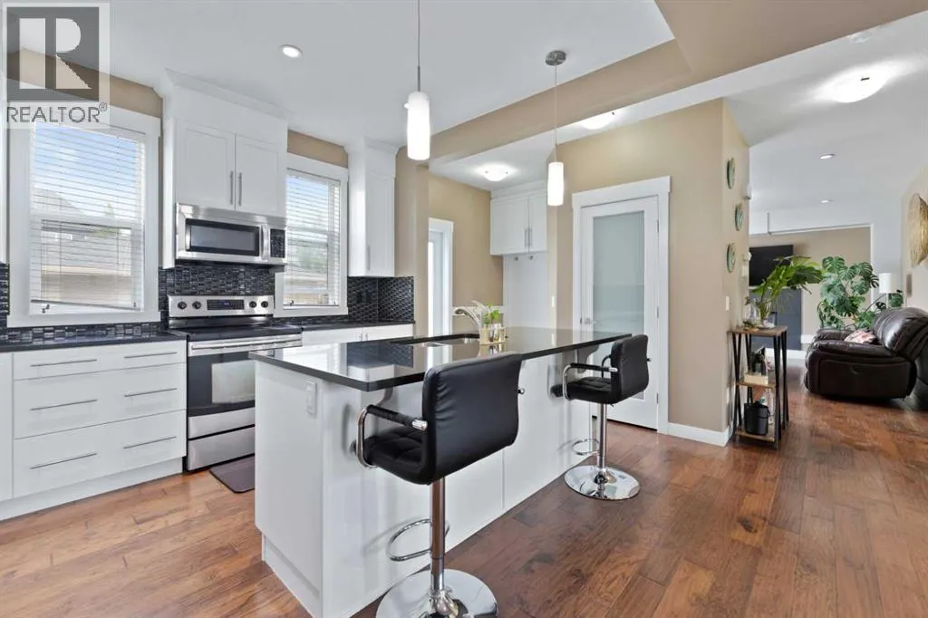 145 Rainbow Falls Glen