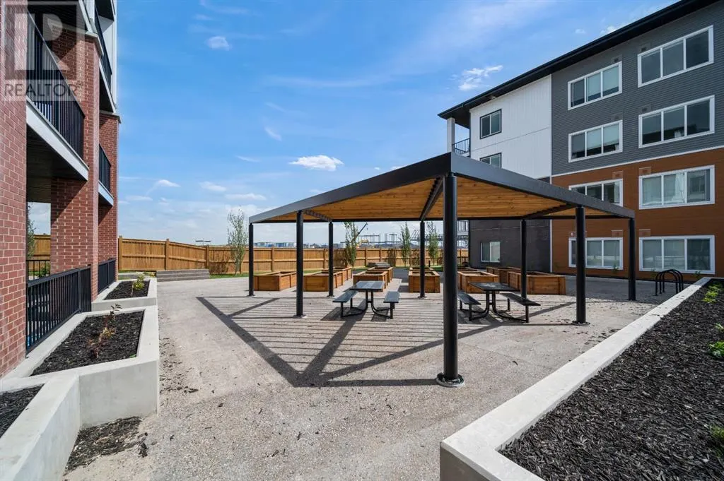 3201, 6 Merganser Drive W