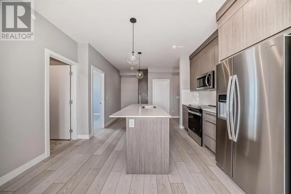 3201, 6 Merganser Drive W