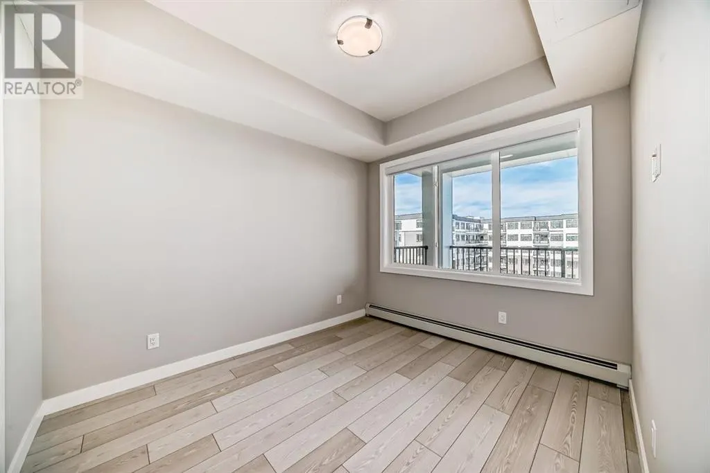 3201, 6 Merganser Drive W