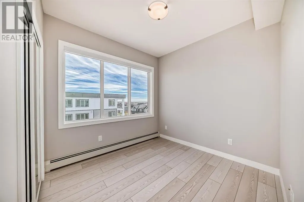 3201, 6 Merganser Drive W