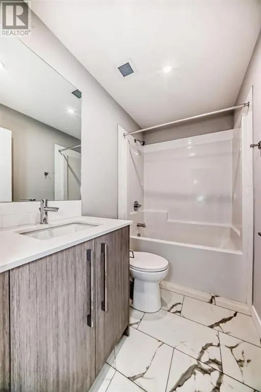 3201, 6 Merganser Drive W