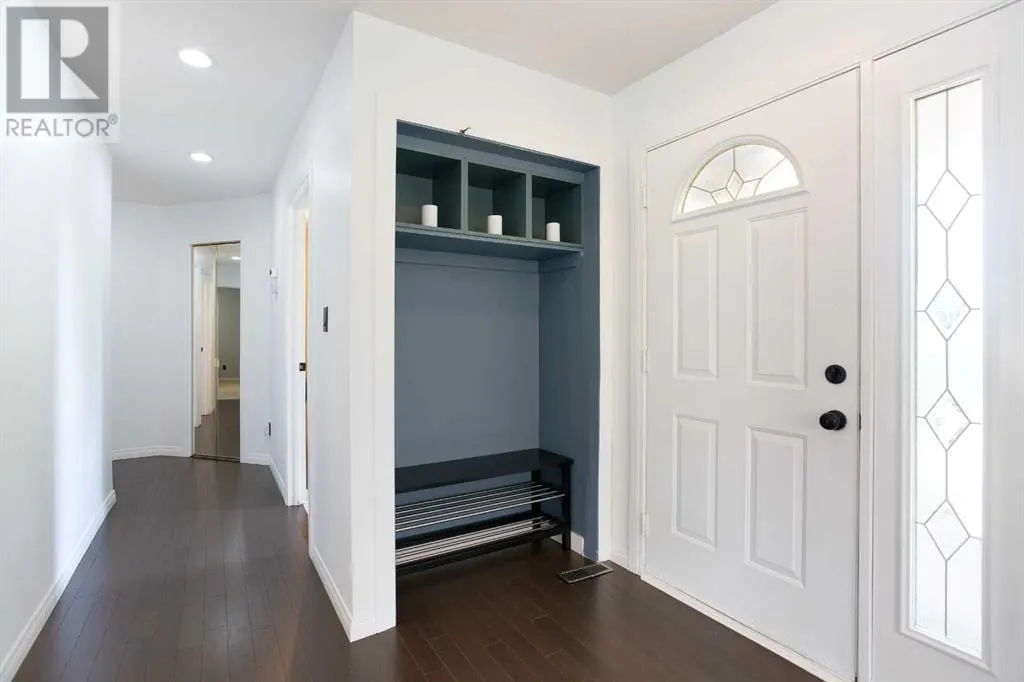 123 Woodbend Way