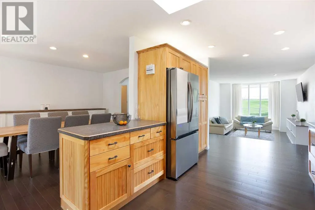 123 Woodbend Way