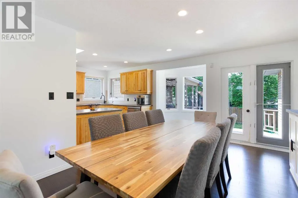123 Woodbend Way