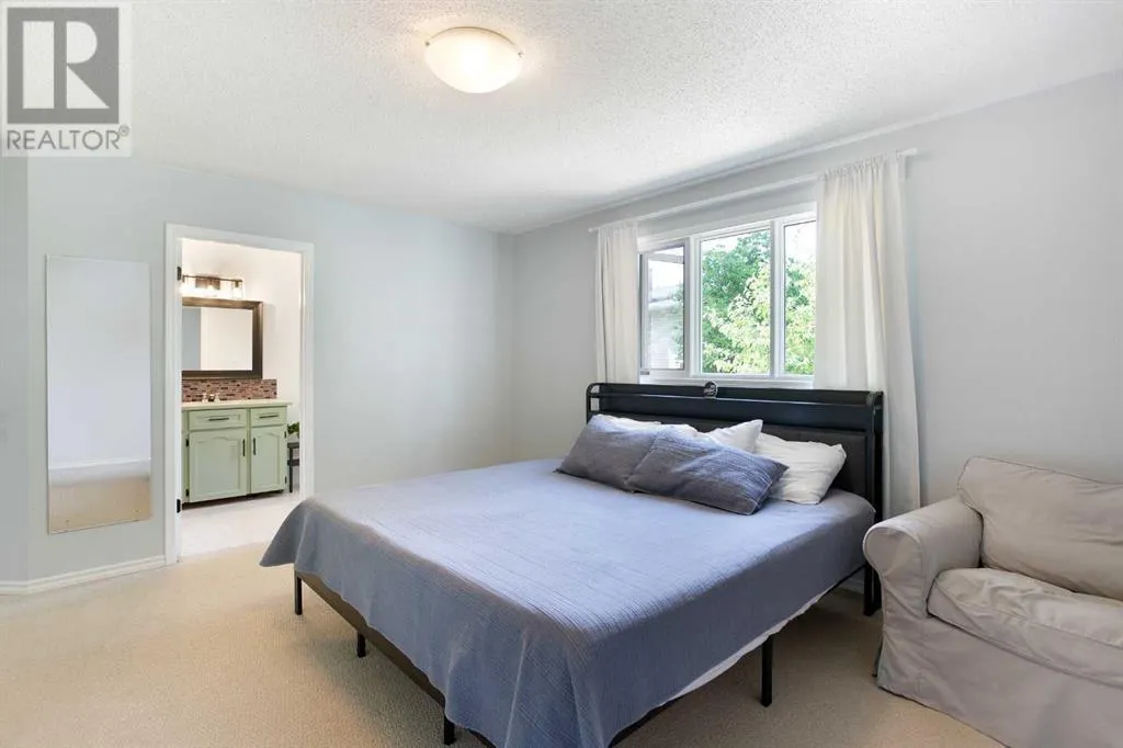 123 Woodbend Way