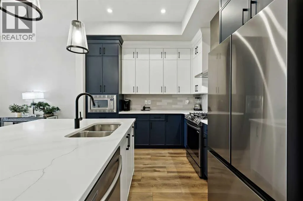 537 Marine Drive SE