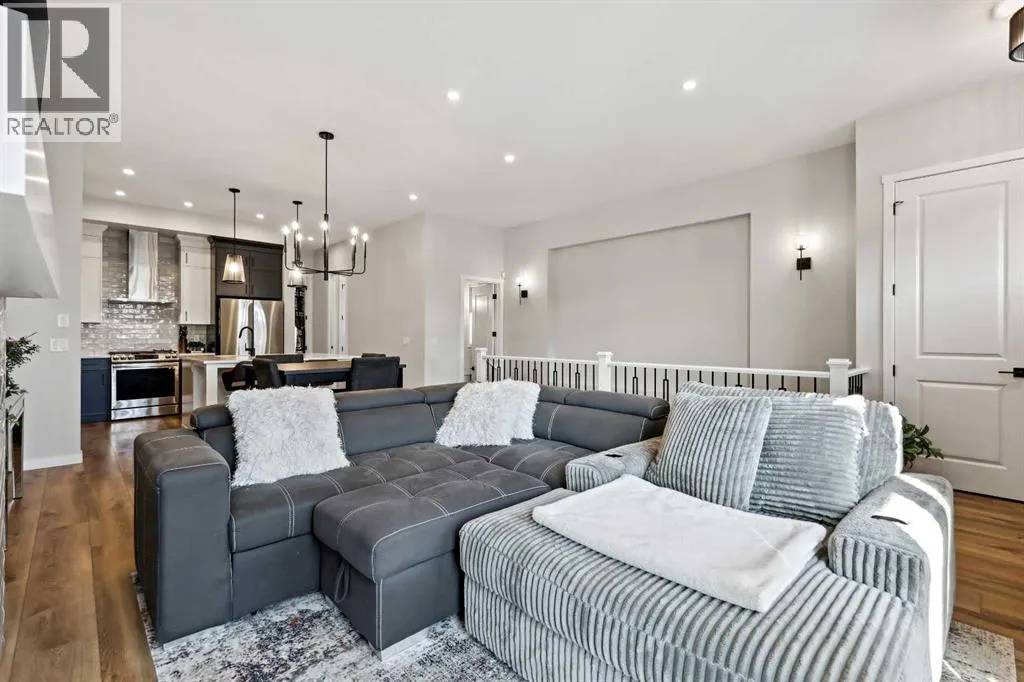 537 Marine Drive SE