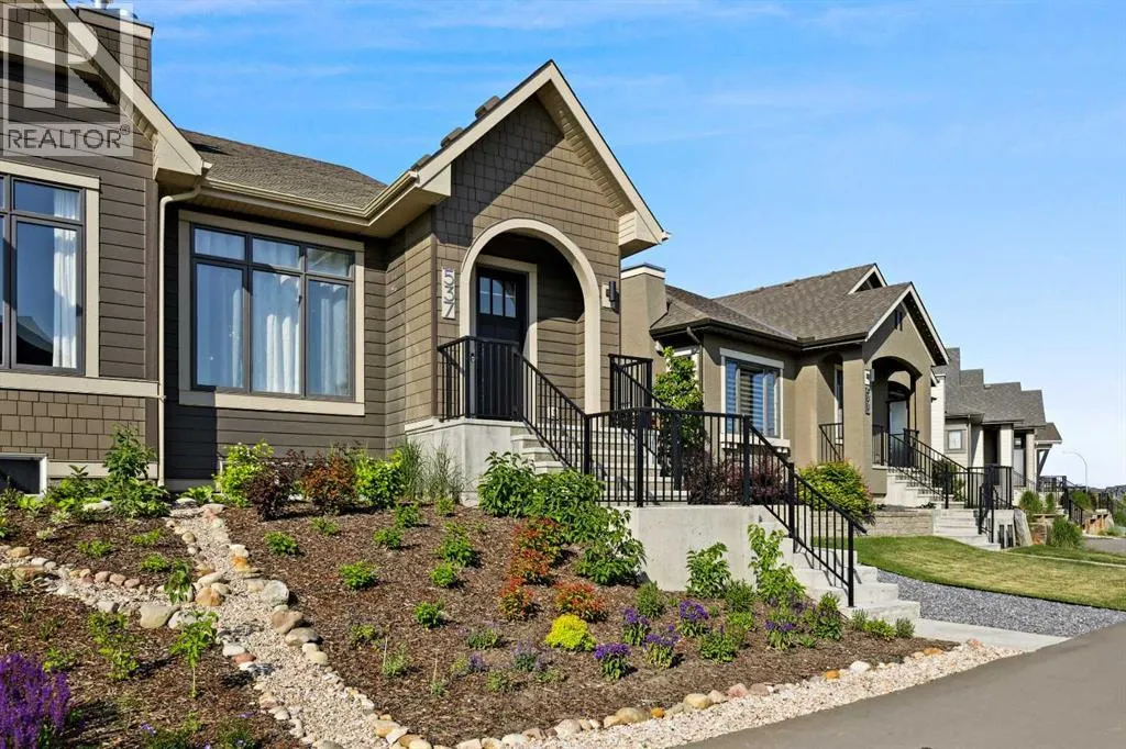 537 Marine Drive SE