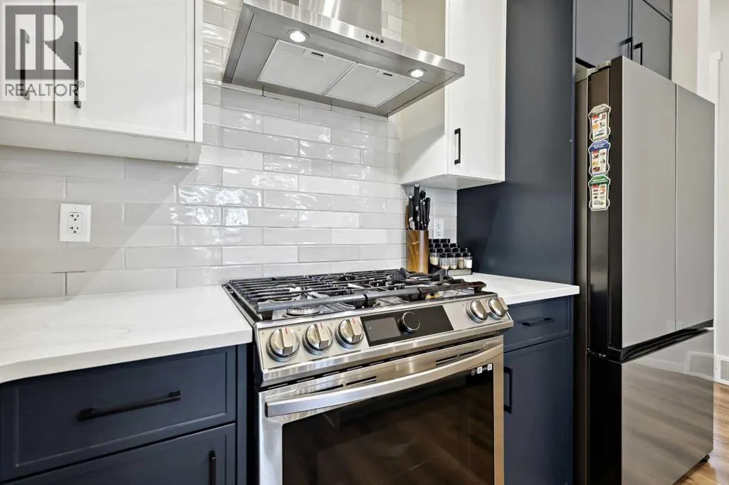 537 Marine Drive SE