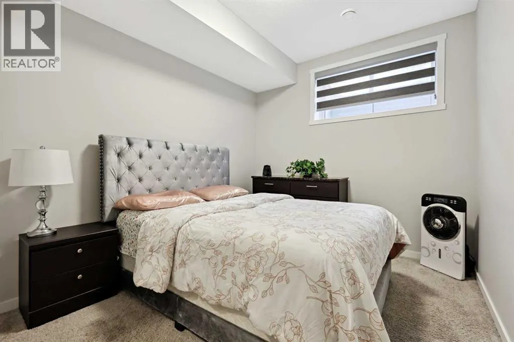 537 Marine Drive SE