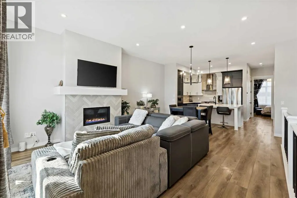 537 Marine Drive SE