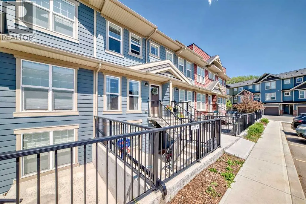 312 Cranbrook Square SE