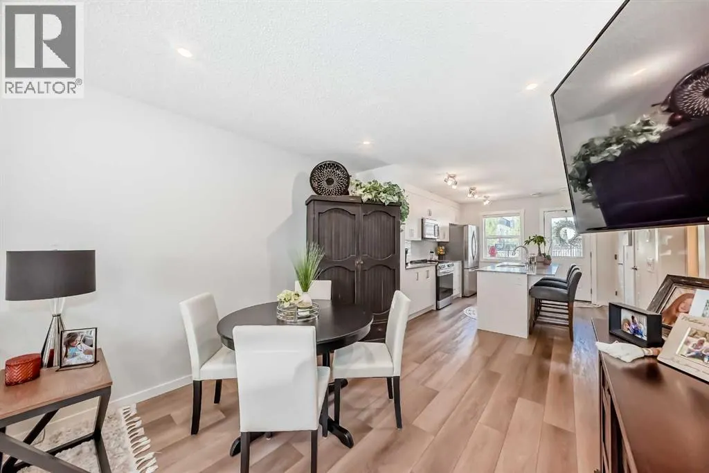 312 Cranbrook Square SE