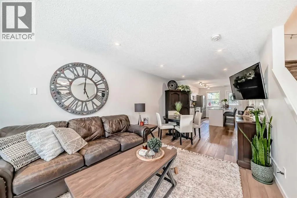 312 Cranbrook Square SE