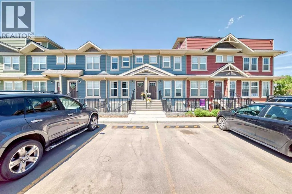 312 Cranbrook Square SE