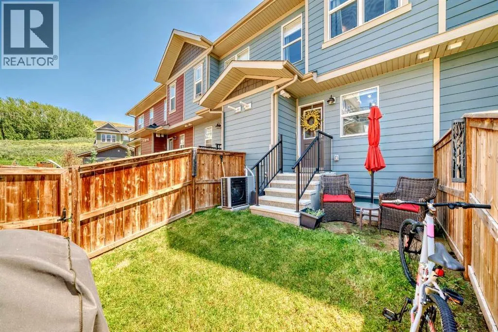 312 Cranbrook Square SE