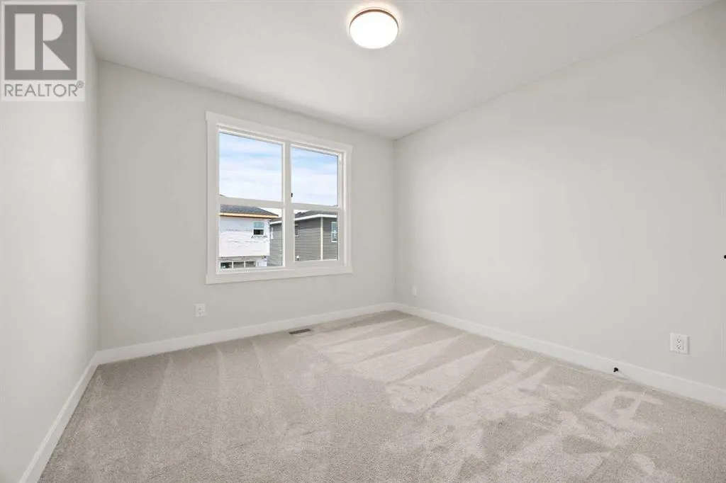 466 Kinniburgh Loop