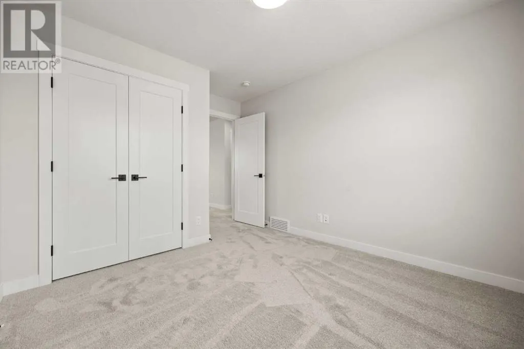 466 Kinniburgh Loop