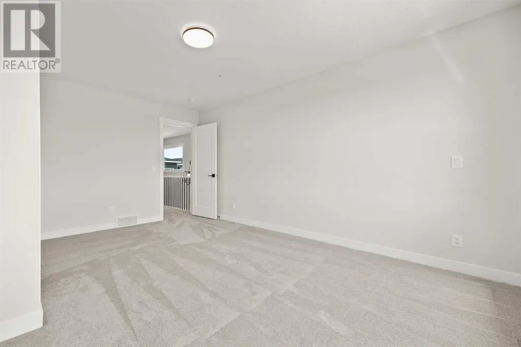 466 Kinniburgh Loop