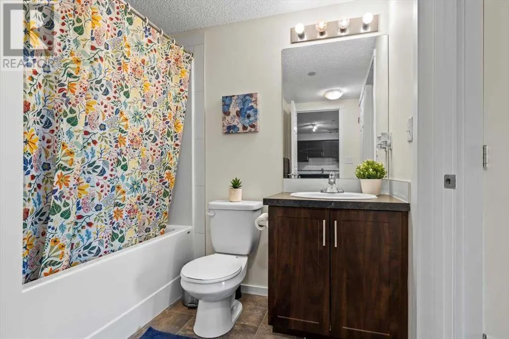 4104, 279 Copperpond Common SE