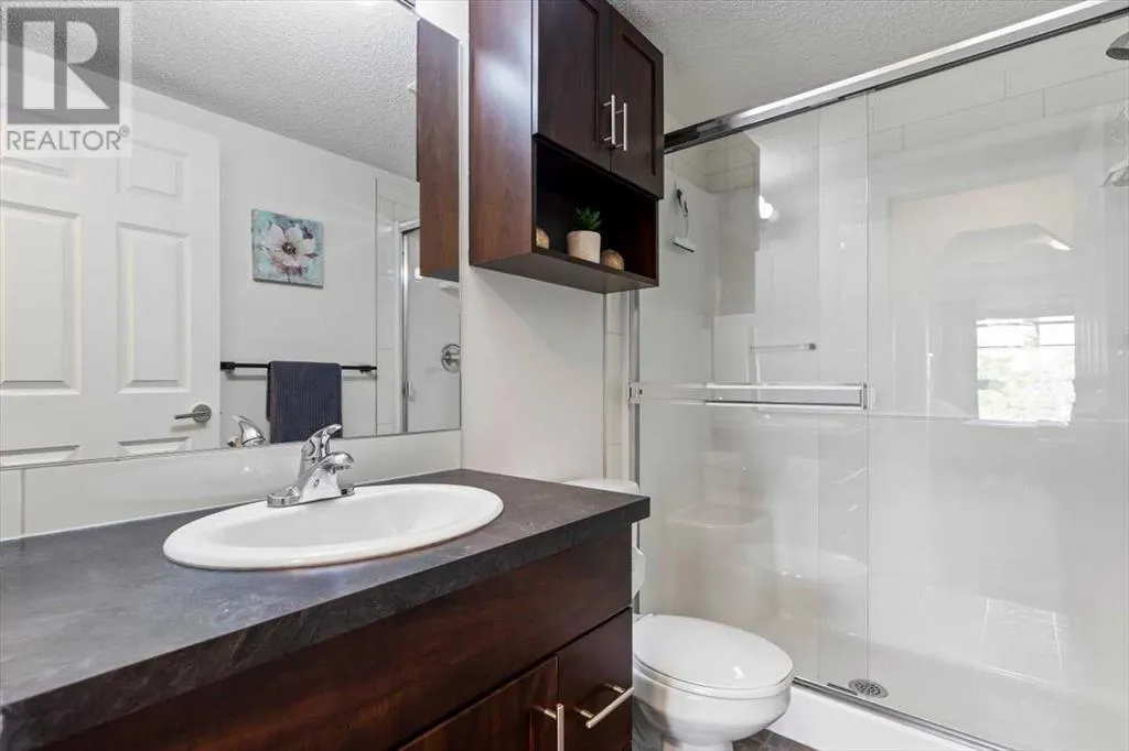 4104, 279 Copperpond Common SE