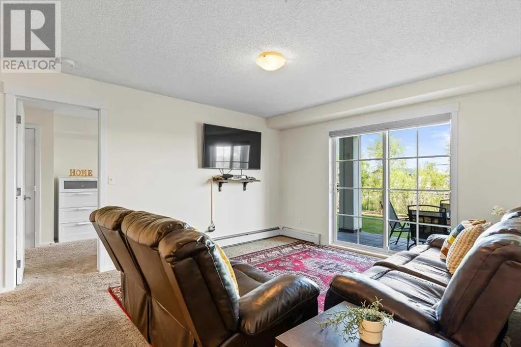 4104, 279 Copperpond Common SE