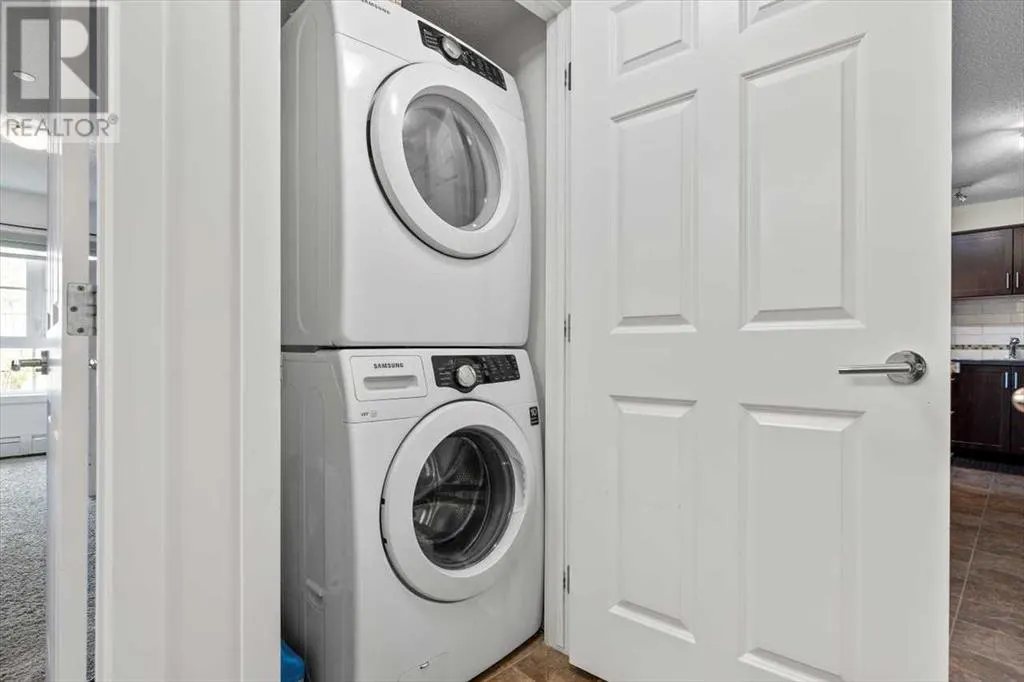 4104, 279 Copperpond Common SE