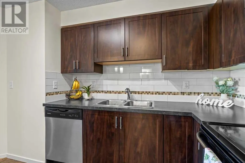 4104, 279 Copperpond Common SE