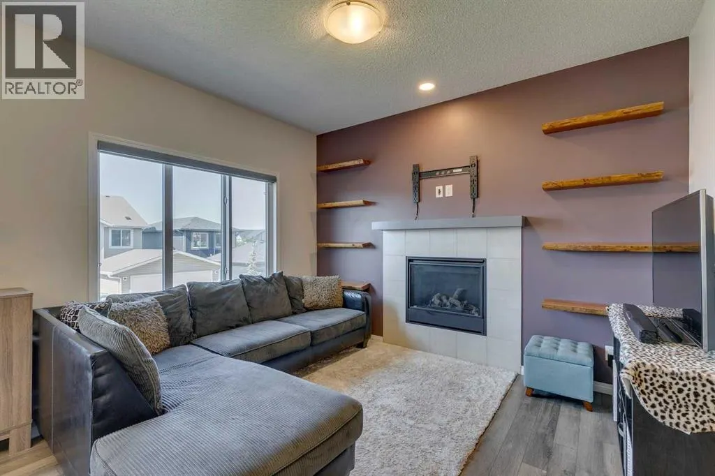 305 Heartland Crescent