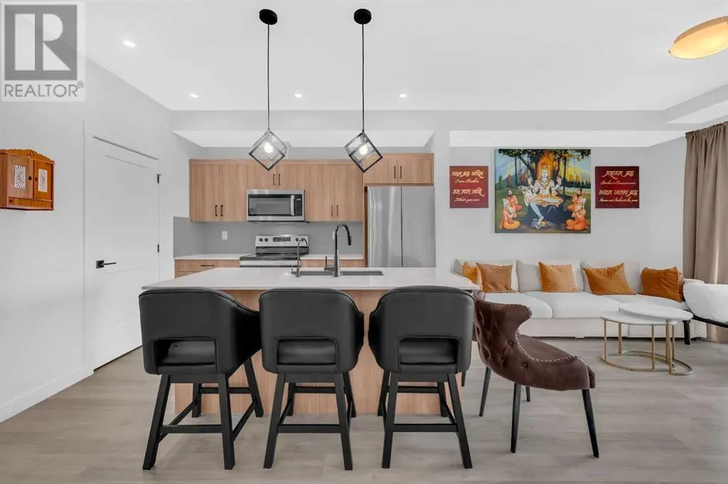 3304, 200 Seton Circle SE