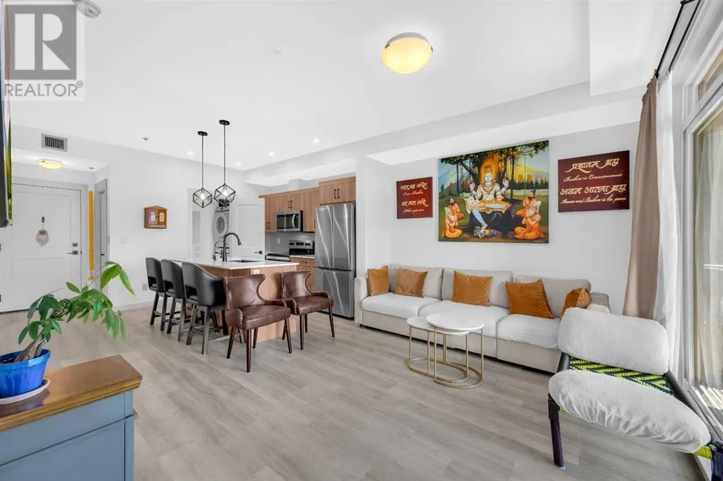 3304, 200 Seton Circle SE