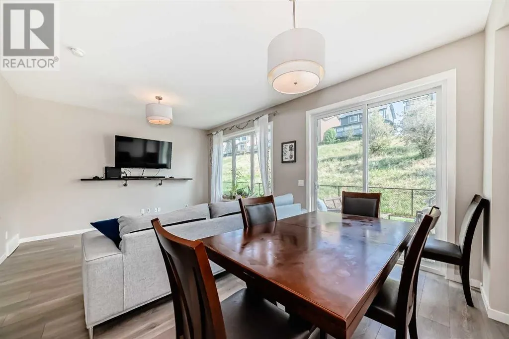 219 Sunset Point
