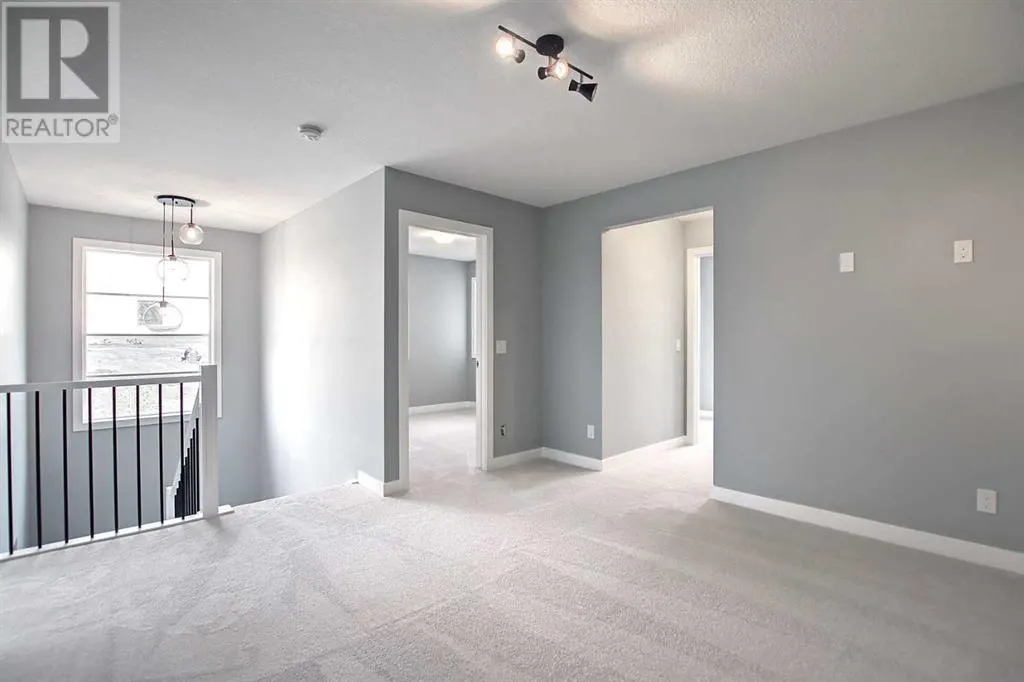 47 Agate Road