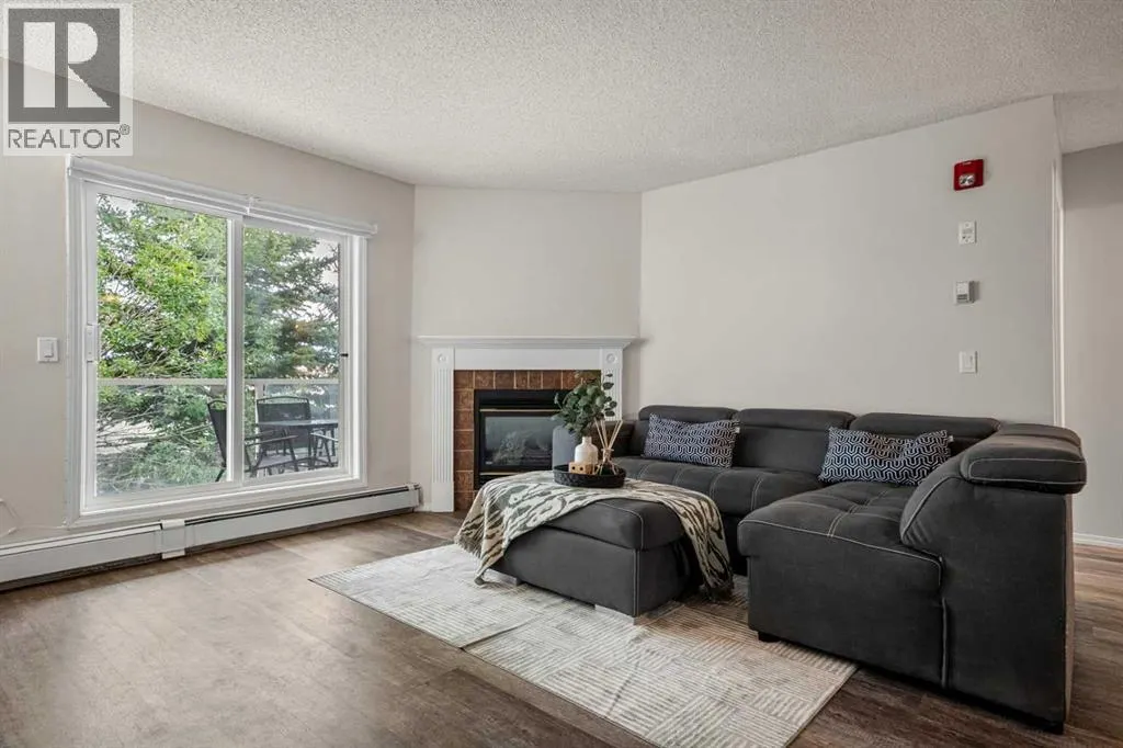 313, 290 Shawville Way SE