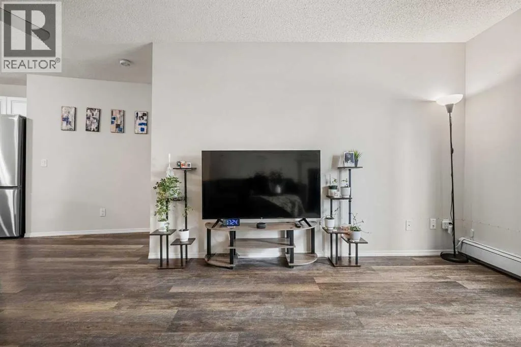 313, 290 Shawville Way SE