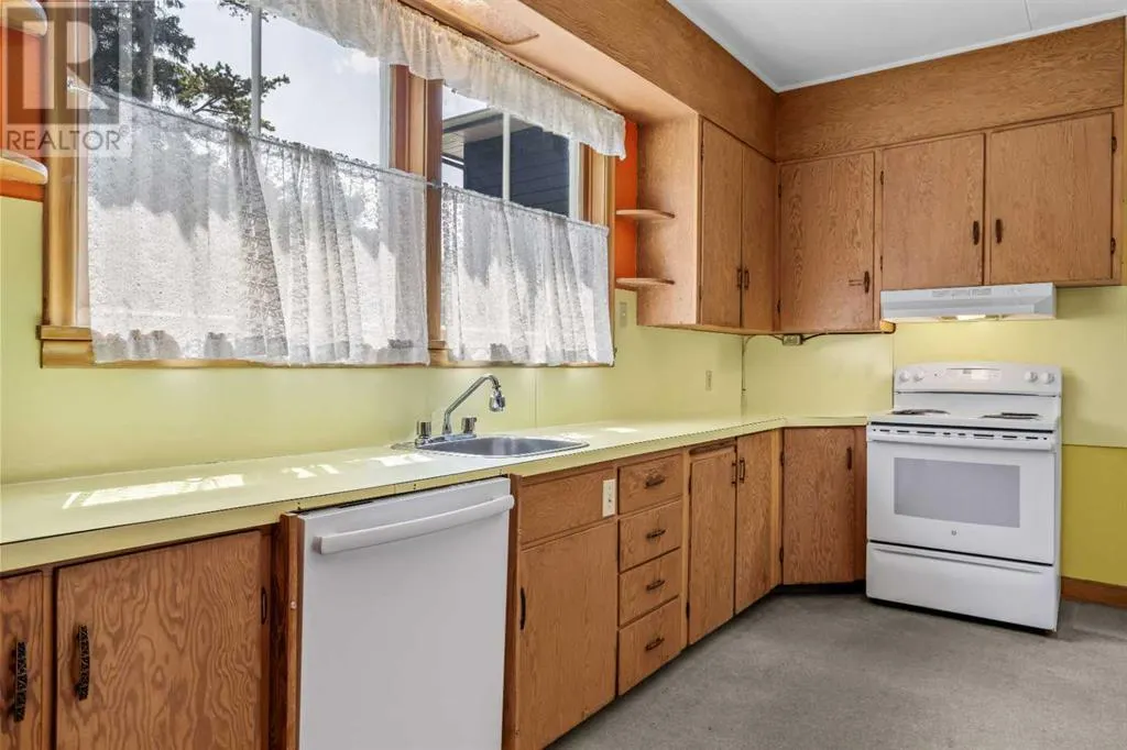 404 Otter Street