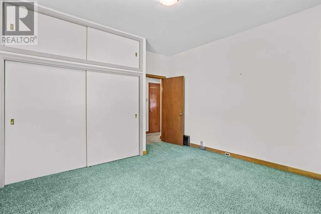 404 Otter Street