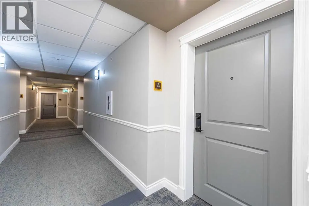 108, 20 Mahogany Mews SE