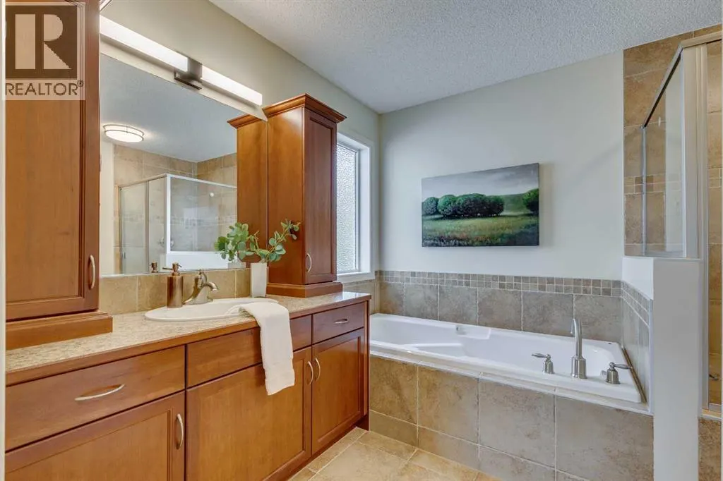 75 Cranridge Heights SE