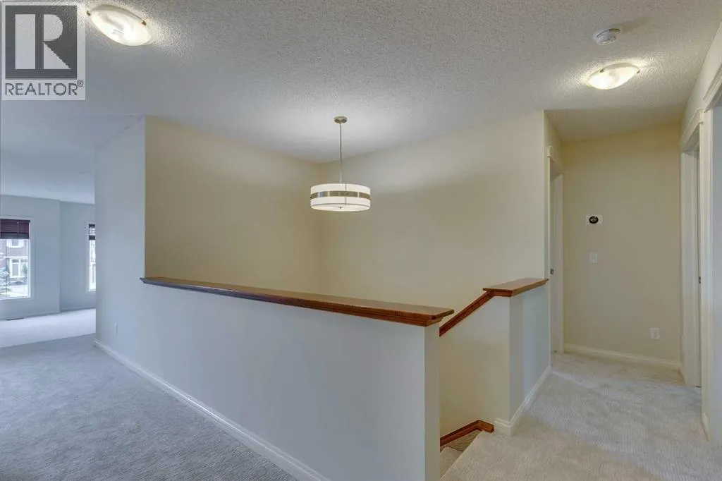 75 Cranridge Heights SE