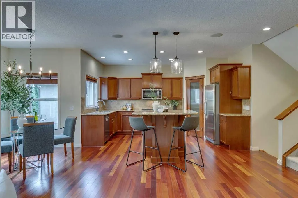 75 Cranridge Heights SE