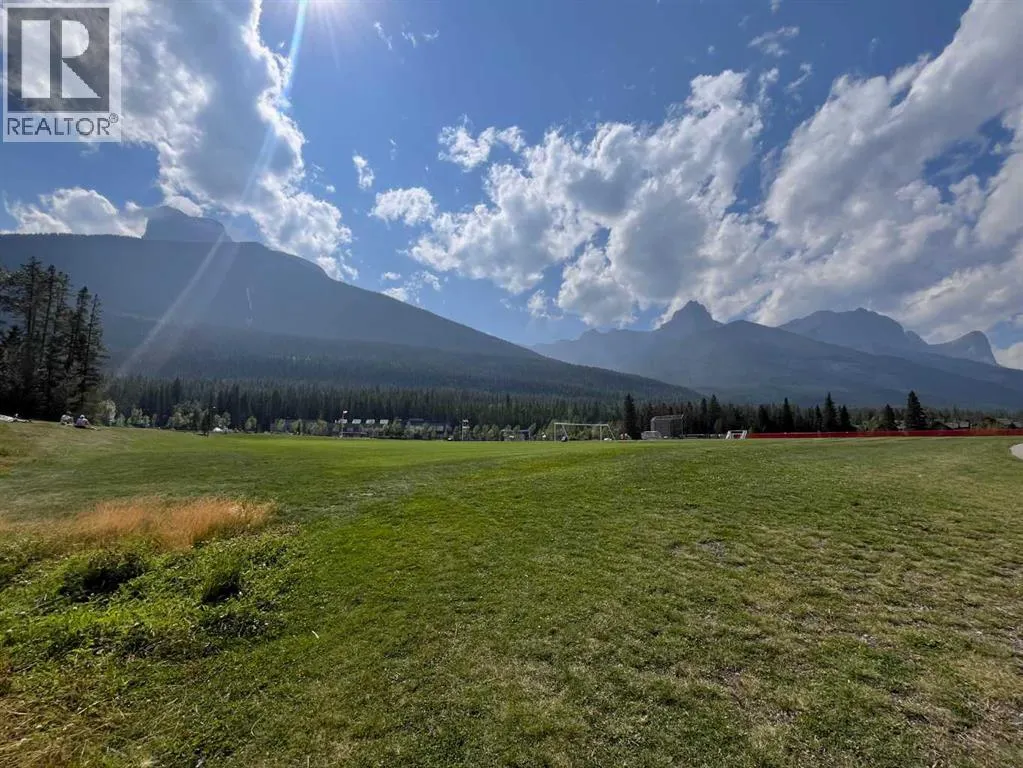 201, 2100B STEWART CREEK Drive