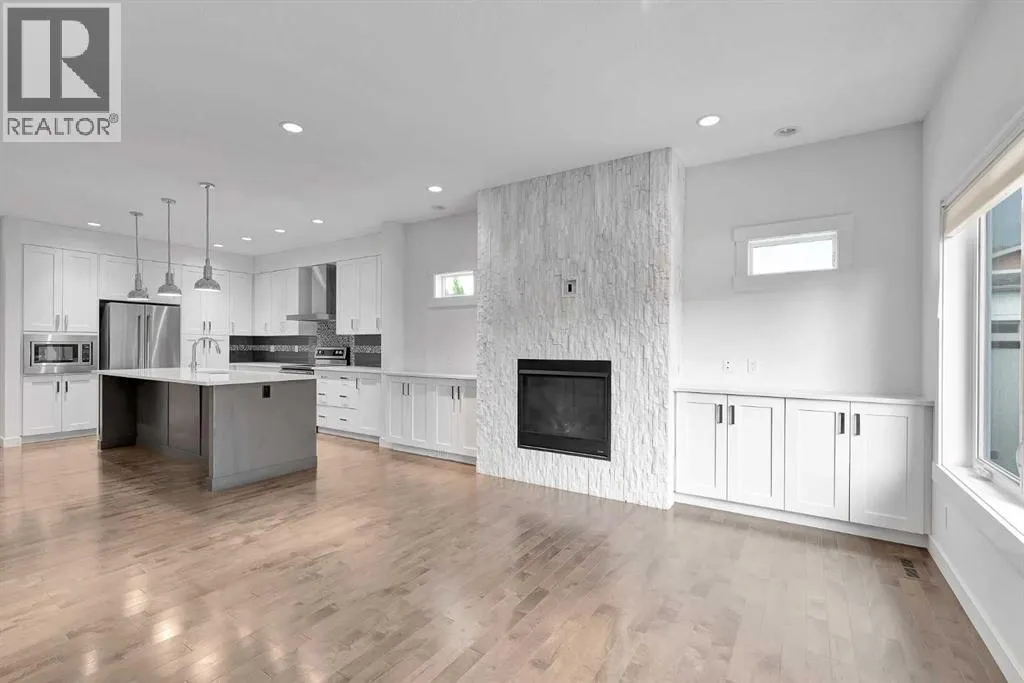 100 Sierra Morena Manor SW