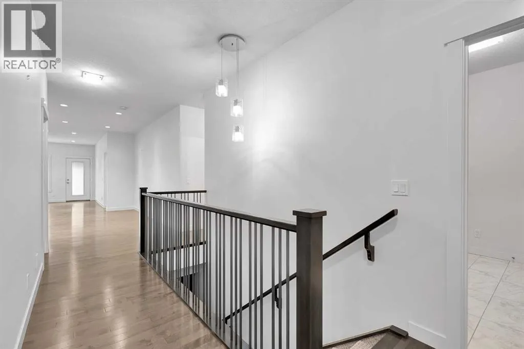 100 Sierra Morena Manor SW
