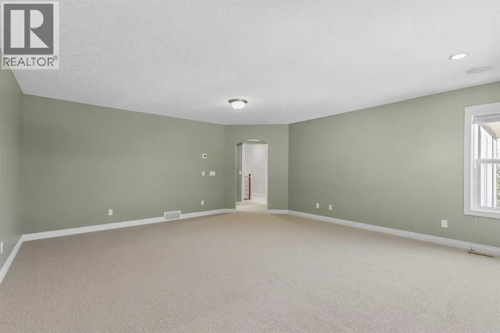 86 Springborough Green SW