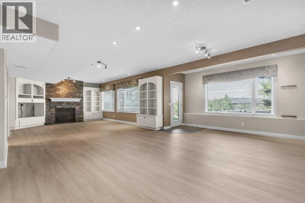 86 Springborough Green SW