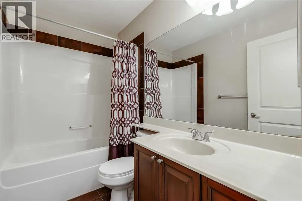 86 Springborough Green SW