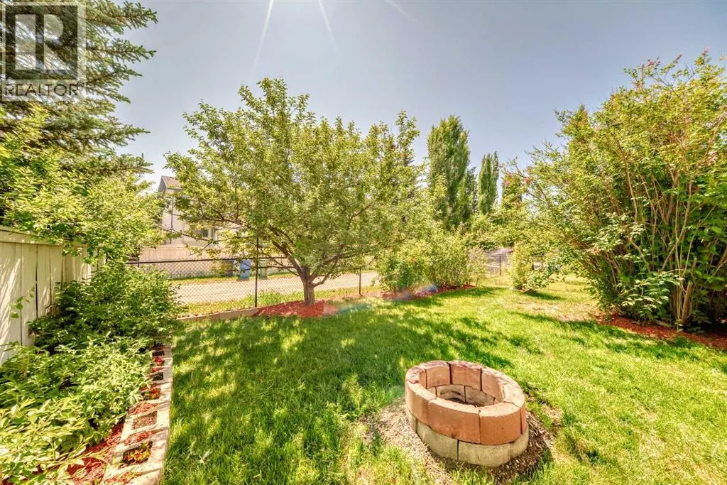 16 Cimarron Crescent
